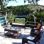 Odyssia Near The Seaside Daire Agios Petros (Alonissos)