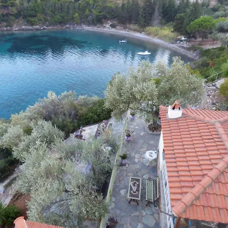 Apartment Odyssia Near The Seaside