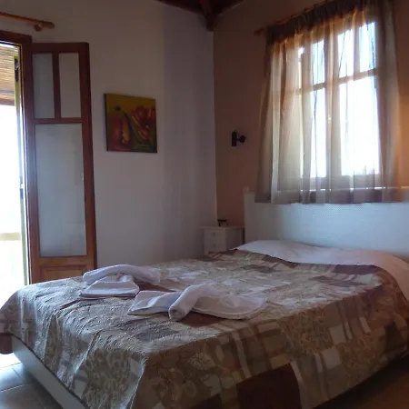 Odyssia Near The Seaside Appartement Agios Petros (Alonissos)