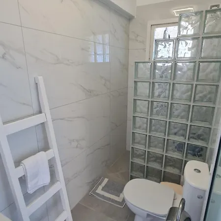 Odyssia Near The Seaside דירה *