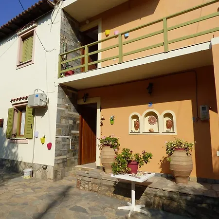 Apartment Odyssia Near The Seaside Agios Petros (Alonissos)