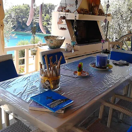 Odyssia Near The Seaside דירה