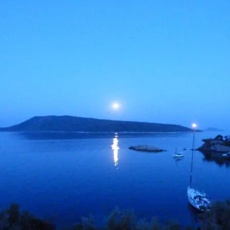 Odyssia Near The Seaside Apartment *