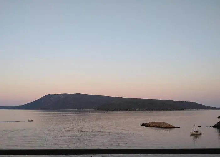 Odyssia Near The Seaside * أغيوس بطرس ألونيسوس