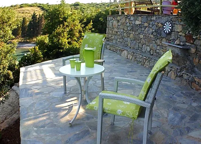 Odyssia Near The Seaside شقة *