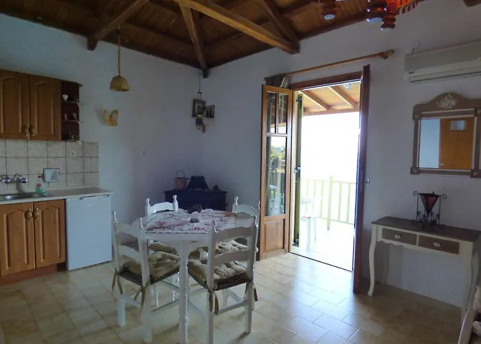 Odyssia Near The Seaside شقة أغيوس بطرس ألونيسوس