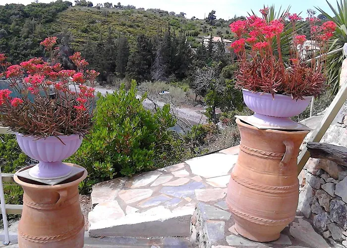 Odyssia Near The Seaside * أغيوس بطرس ألونيسوس