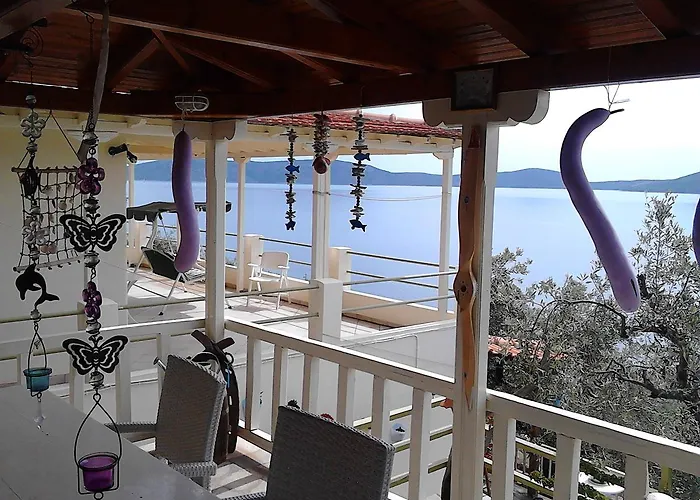 Odyssia Near The Seaside شقة